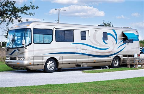 Vehicles You Cannot Operate With a G License in Ontario.